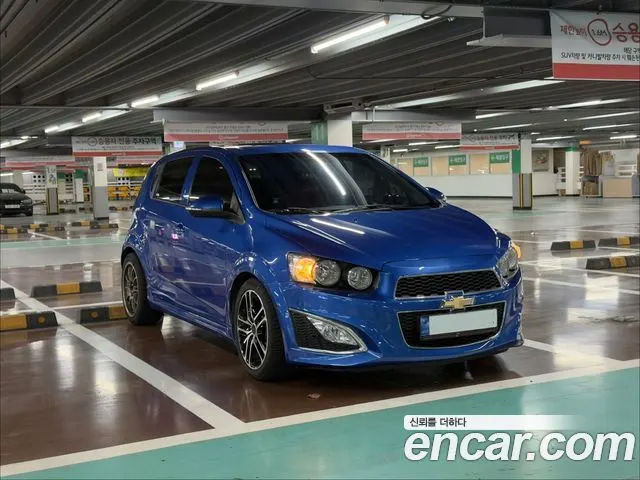 CHEVROLET AVEO HATCHBACK 2015 — 156 900 км, Корея — под ключ — фото 1