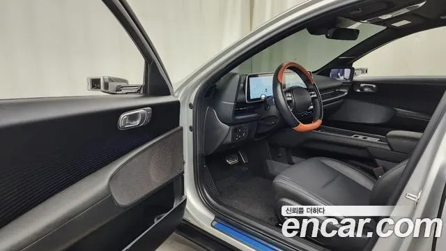 HYUNDAI IONIQ 6 2025 — 56 455 км, серебристо-серый, Корея — под ключ — фото 10