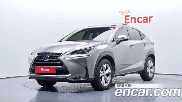 LEXUS NX300H 2015