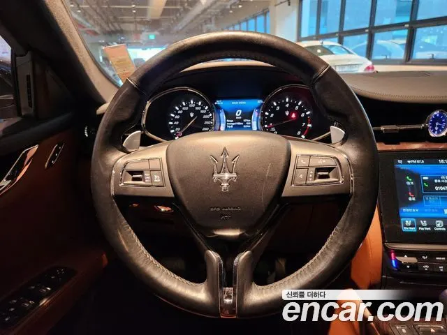MASERATI QUATTROPORTE 2017 — 96 800 км, чёрный, Корея — под ключ — фото 10