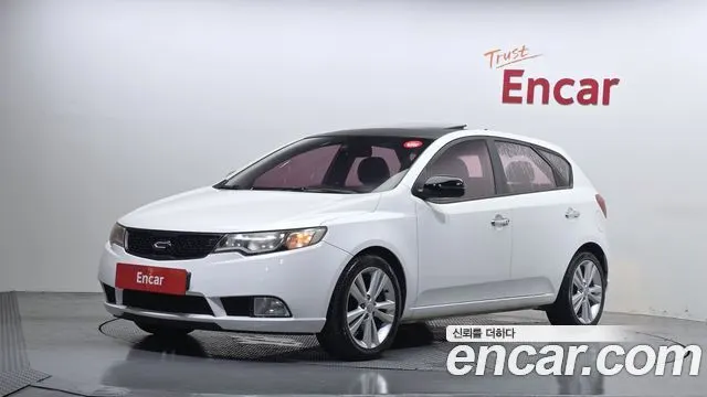 KIA FORTE HATCHBACK 2011