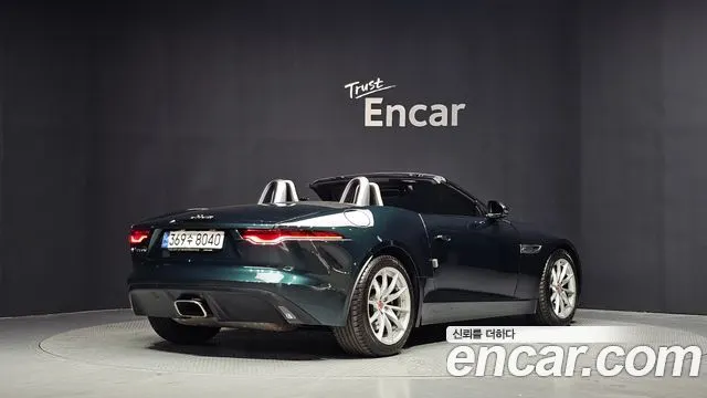 JAGUAR F-TYPE 2022 — 16 602 км, тёмно-зелёный, Корея — под ключ — фото 2