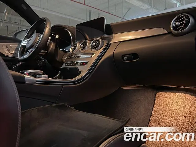 MERCEDES-BENZ C-CLASS W205 2023 — 36 500 км, светло-золотистый, Корея — под ключ — фото 8