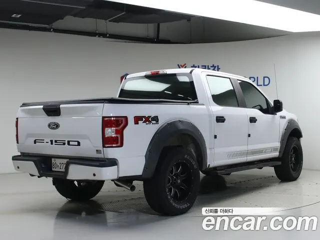 FORD F150 2018 — 121 000 км, белый, Корея — под ключ — фото 2