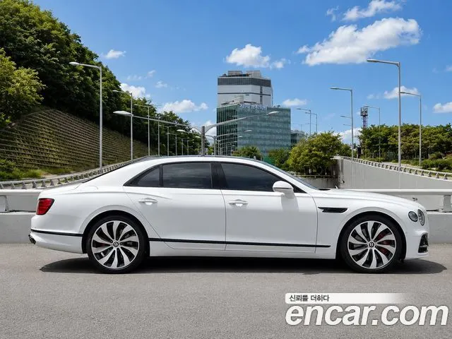BENTLEY FLYING SPUR 2022 — 52 440 км, серебристо-серый, Корея — под ключ — фото 4