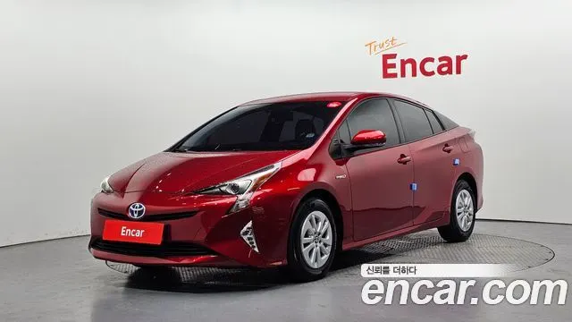 TOYOTA PRIUS 2018