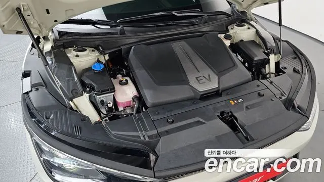 KIA EV6 2022 — 89 200 км, белый-перламутр, Корея — под ключ — фото 6