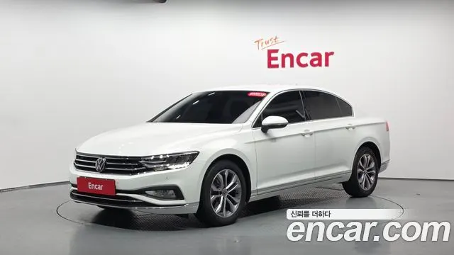 VOLKSWAGEN PASSAT B8 2022