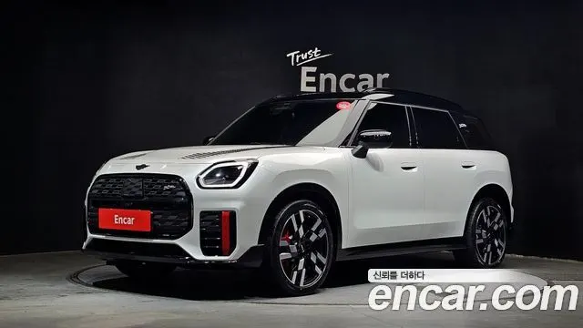 MINI COOPER S COUNTRYMAN 2025 — 1 868 км, белый, Корея — под ключ — фото 1