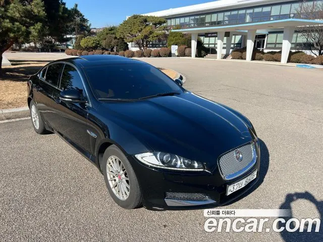 JAGUAR NEW XF 2014 — 182 000 км, чёрный, Корея — под ключ — фото 3