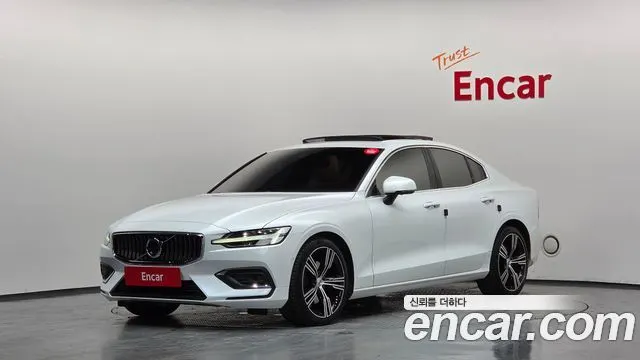 VOLVO S60 2022