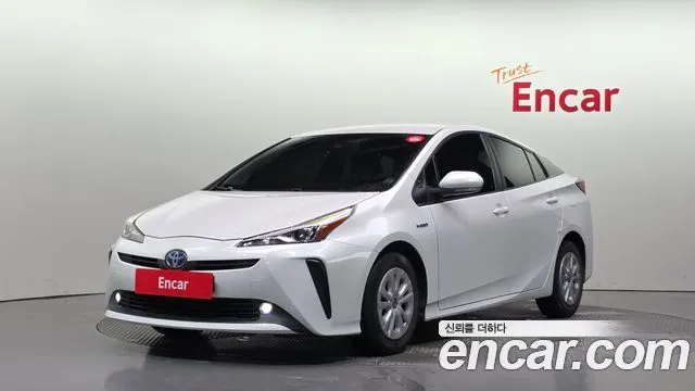 TOYOTA PRIUS 2022