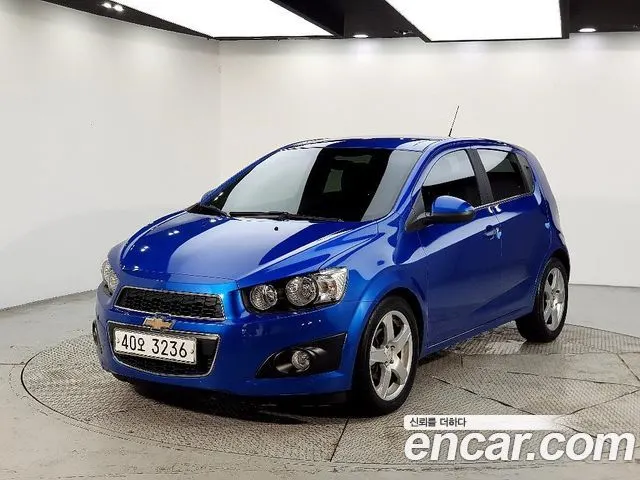 CHEVROLET AVEO HATCHBACK 2012 — 75 500 км, Корея — под ключ — фото 1