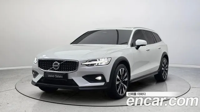 VOLVO V60 CROSS COUNTRY — из Кореи под ключ