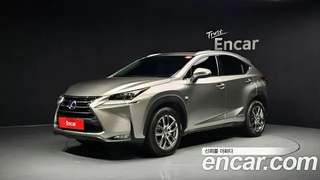 LEXUS NX300H 2017