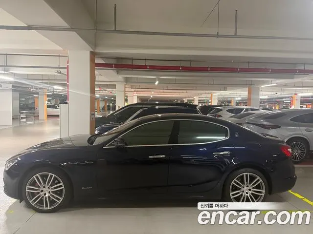 MASERATI GHIBLI 2018 — 112 300 км, синий, Корея — под ключ — фото 2