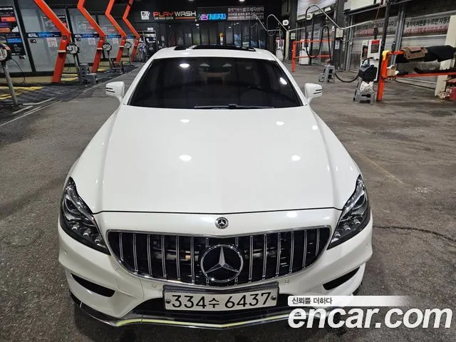 MERCEDES-BENZ CLS-CLASS W218 2017 — 130 000 км, белый, Корея — под ключ — фото 2