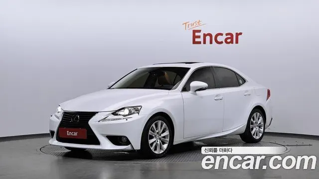 LEXUS IS250 2014