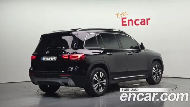 MERCEDES-BENZ GLB-CLASS X247 2021 — 21 414 км, чёрный, Корея — под ключ — фото 2
