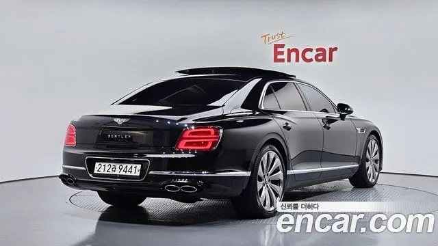 BENTLEY FLYING SPUR — из Кореи под ключ