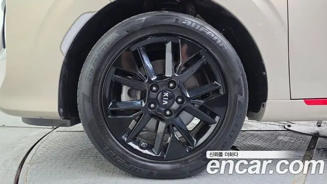 KIA SOUL BOOSTER 2019 — 110 789 км, светло-золотистый, Корея — под ключ — фото 5
