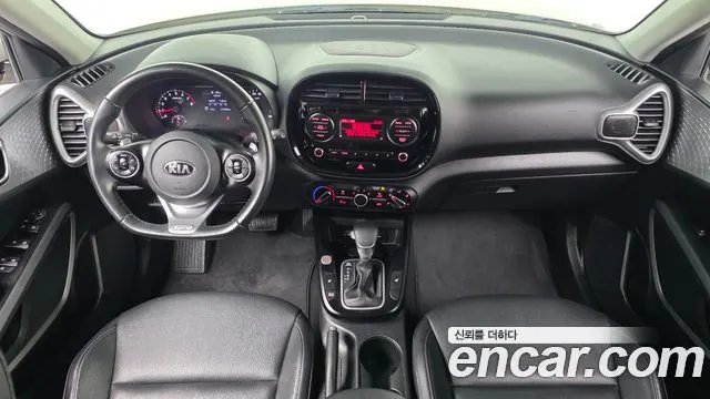 KIA SOUL BOOSTER 2019 — 110 789 км, светло-золотистый, Корея — под ключ — фото 7