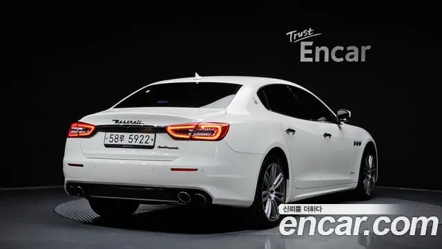 MASERATI QUATTROPORTE 2018 — 105 205 км, белый, Корея — под ключ — фото 2