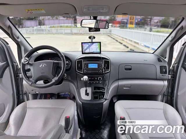 HYUNDAI GRAND STAREX 2019 — 38 000 км, серебристый, Корея — под ключ — фото 8