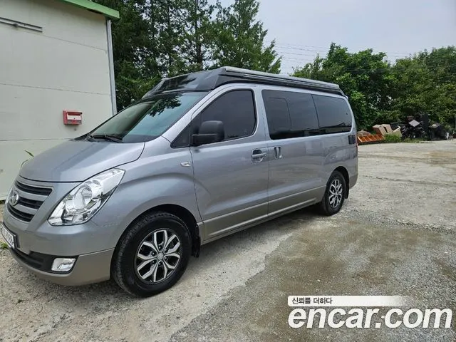 HYUNDAI GRAND STAREX 2017 — 121 925 км, серебристый, Корея — под ключ — фото 3