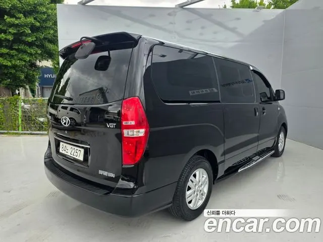 HYUNDAI GRAND STAREX 2017 — 72 870 км, чёрный, Корея — под ключ — фото 7