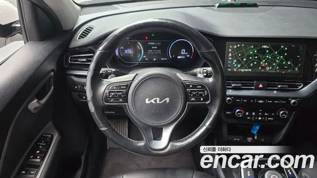 KIA NIRO PLUS 2023 — 155 113 км, белый, Корея — под ключ — фото 12