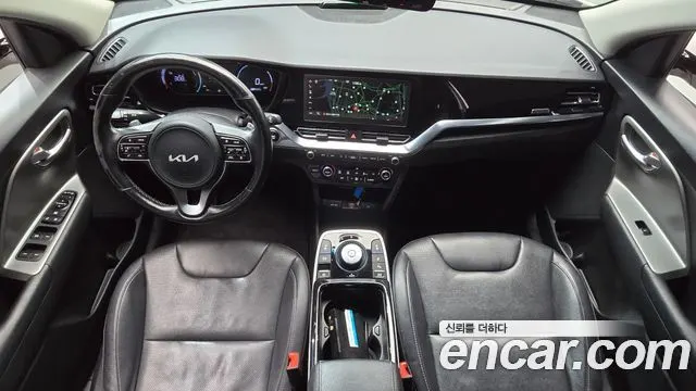 KIA NIRO PLUS 2023 — 155 113 км, белый, Корея — под ключ — фото 7
