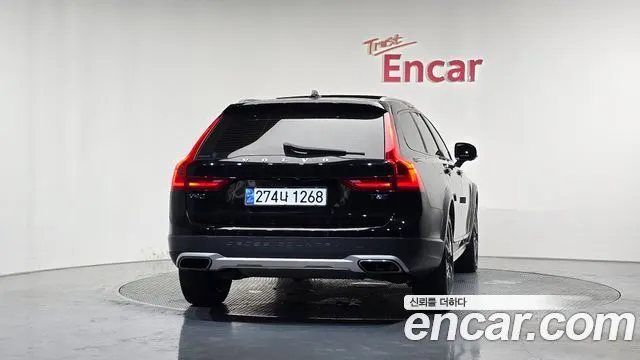 VOLVO V90 CROSS COUNTRY 2018 — 104 158 км, чёрный, Корея — под ключ — фото 4