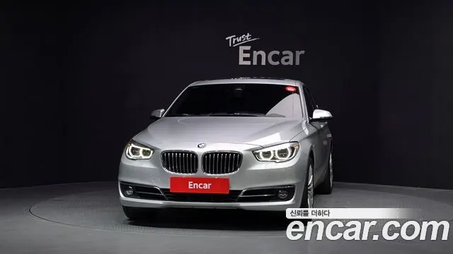 BMW 5 SERIES GT 2016 — 134 857 км, светло-серебристый, Корея — под ключ — фото 3