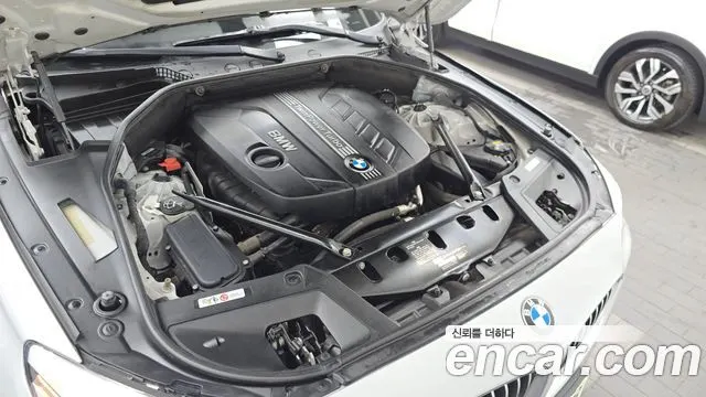 BMW 5 SERIES GT 2016 — 134 857 км, светло-серебристый, Корея — под ключ — фото 6