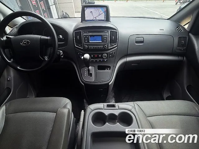 HYUNDAI GRAND STAREX 2019 — 99 278 км, серебристо-серый, Корея — под ключ — фото 7