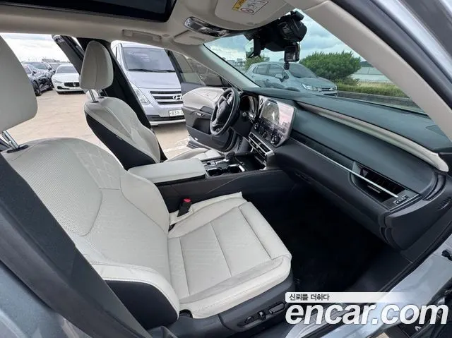 LEXUS RX350H 2025 — 16 605 км, светло-серебристый, Корея — под ключ — фото 10