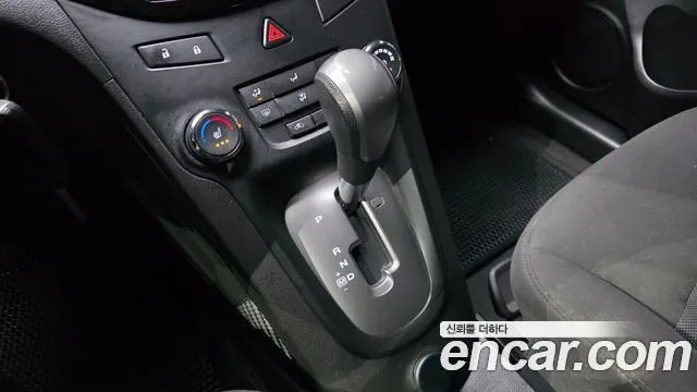 CHEVROLET ORLANDO 2018 — 49 362 км, серебристо-серый, Корея — под ключ — фото 9