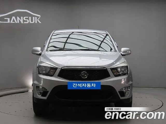 KGM KORANDO SPORTS 2016 — 203 000 км, серебристый, Корея — под ключ — фото 1