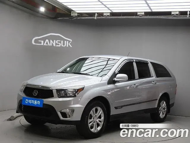 KGM KORANDO SPORTS 2016 — 203 000 км, серебристый, Корея — под ключ — фото 2