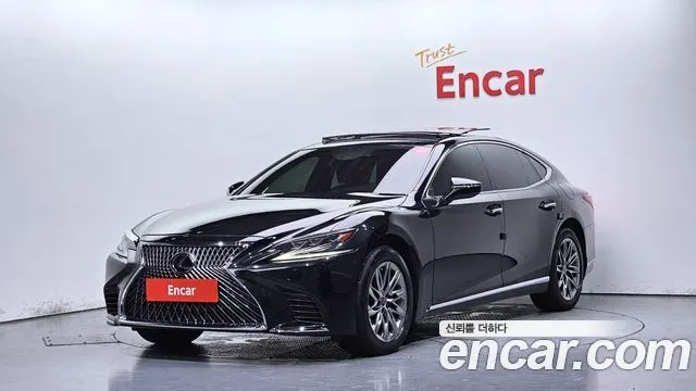 LEXUS LS500 2019