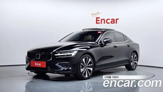 VOLVO S60 — из Кореи под ключ
