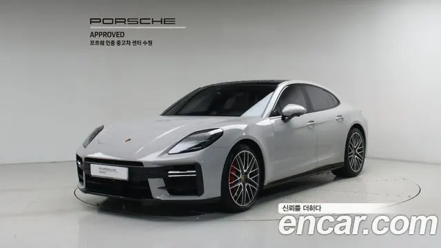 PORSCHE PANAMERA 976 2025