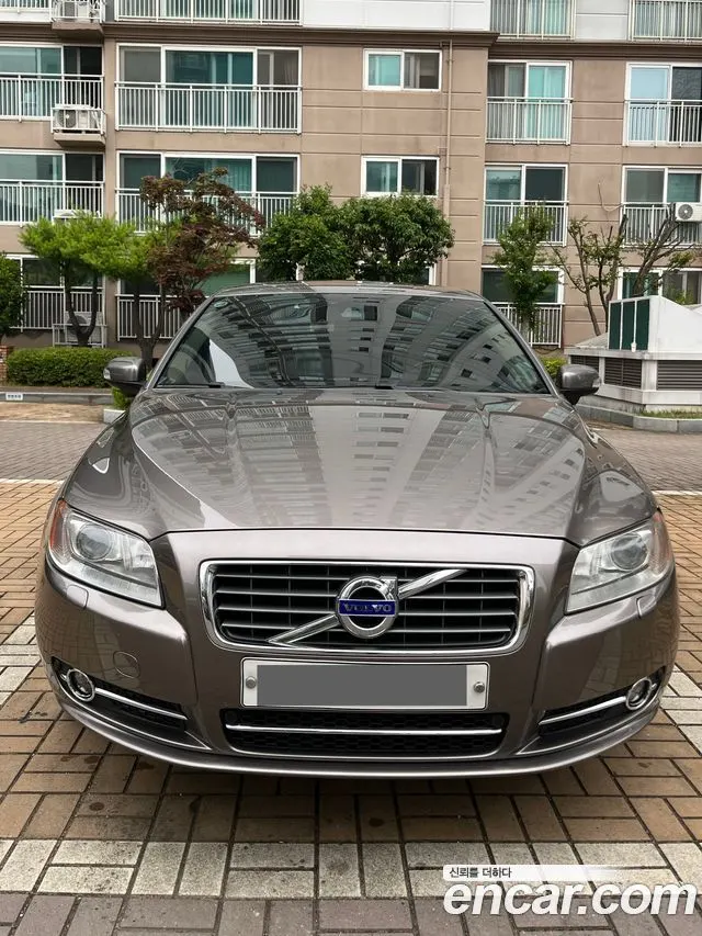 VOLVO S80 2011 — 172 260 км, коричневый, Корея — под ключ — фото 1