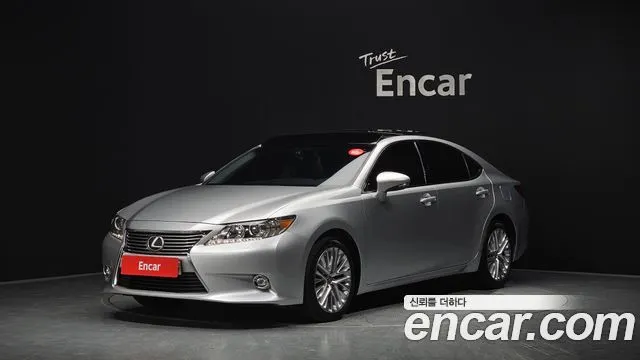LEXUS ES350 2015
