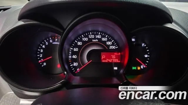 KIA RAY 2017 — 242 799 км, белый-перламутр, Корея — под ключ — фото 8