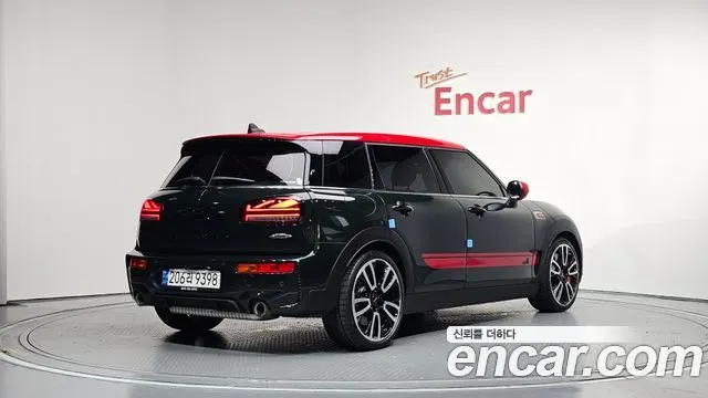 MINI COOPER S CLUBMAN 2023 — 38 852 км, тёмно-зелёный, Корея — под ключ — фото 2
