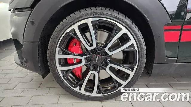 MINI COOPER S CLUBMAN 2023 — 38 852 км, тёмно-зелёный, Корея — под ключ — фото 5