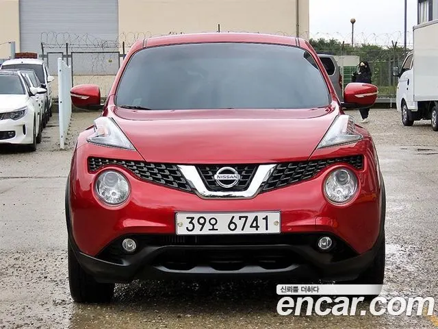 NISSAN JUKE 2017
