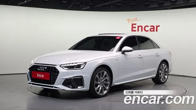 AUDI A4 2023